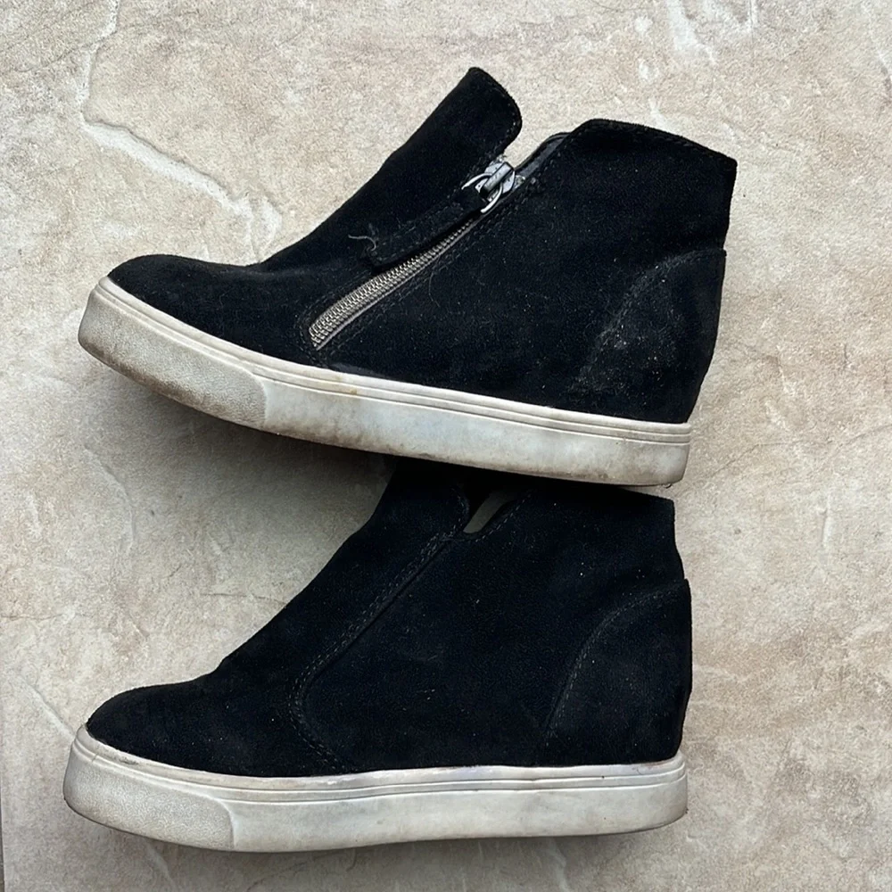 Cat & Jack boots